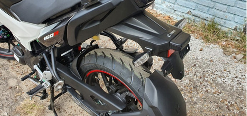 Imagen 8 de 17 de Hero Hunk 160r Kova Motorcycle Concesionaria Oficial Lanus