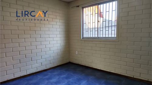 Casa En Venta En Barrio Universidad De Talca.
