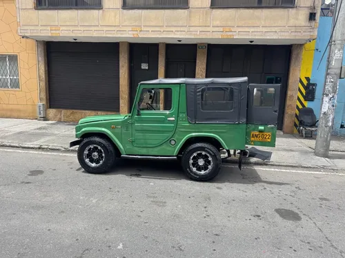 Daihatsu F20 1.6 F20 4X4