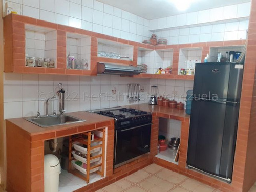 Imagen 4 de 10 de Apartamento En Venta En Brisas De Pariapan, San Juan De Los Morros 23-11245