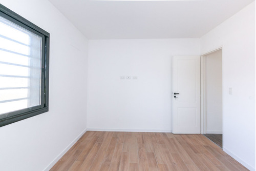 Imagen 28 de 30 de Venta Duplex C/ Cochera A Estrenar - Permuta
