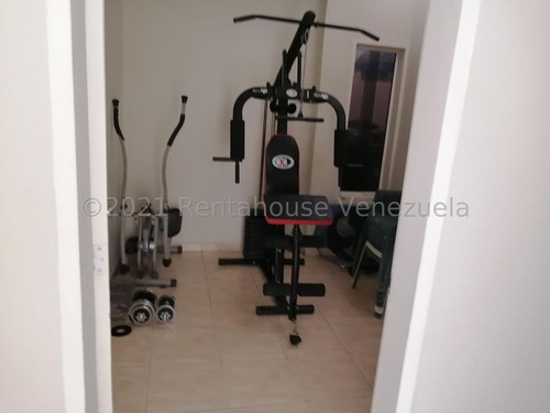 Imagen 5 de 15 de Casa En Venta En Los Chaguaramos Maracay Aragua 22-10877 Irrr