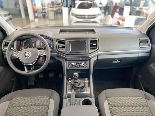 Imagen 9 de 24 de Volkswagen Amarok 2.0 Comfortline 4x2 Manual 180cv 0km Vw 01