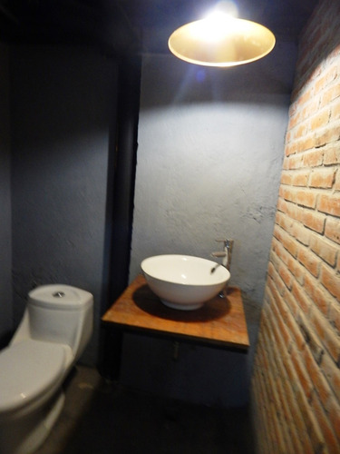 Imagen 5 de 14 de Bodega Con Oficinas En Condominio Con Vigilancia