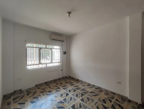 Casa En Venta En Popular. Cod V30674