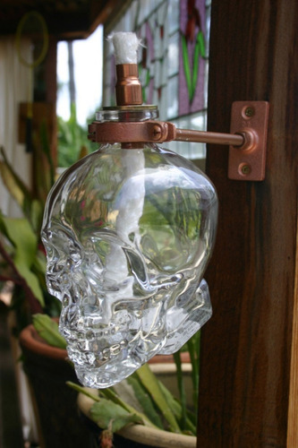 Imagen 8 de 10 de Vodka Crystal Head 1750ml Botellon En Estuche