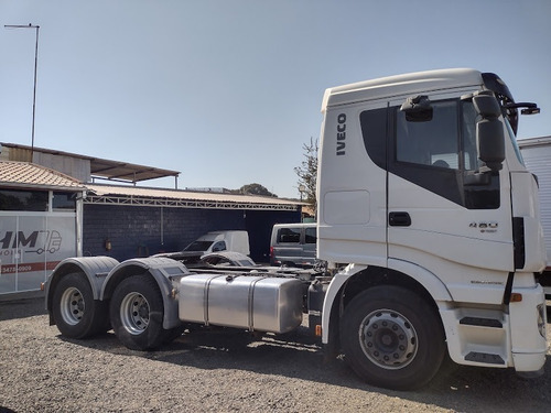 Imagem 3 de 14 de Iveco Stralis Hi- Way 6x4