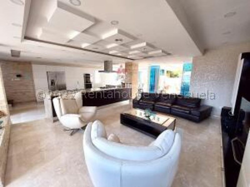 Imagen 12 de 30 de #22-23728 Elegante Casa En Alto Hatillo