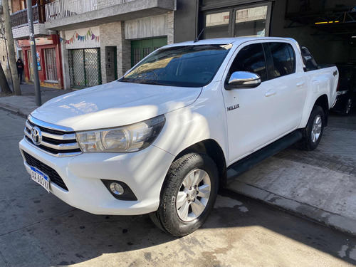 Toyota Hilux 2.8 Cd Srv 177cv 4x4 At