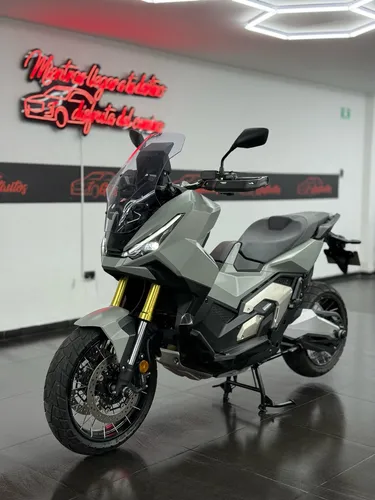 Honda X-adv 750