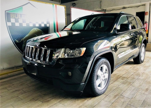 Imagen 5 de 14 de Jeep Grand Cherokee Laredo Lujo