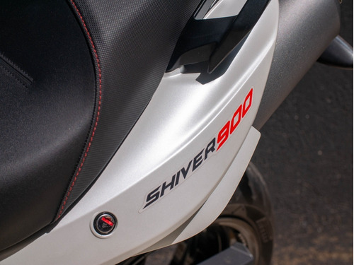 Imagen 17 de 25 de Aprilia Shiver 900cc 95cv Permuta Concesionario Oficial