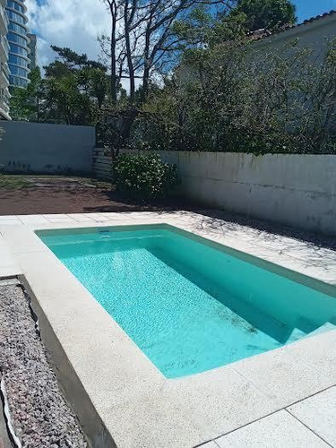 Alquiler Temporada Alta 2023/24! Casa A Pasos De Punta Shopping Con Piscina En Punta Del Este!!