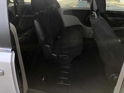 Chrysler Town & Country 3.6 Lx Mt 2012
