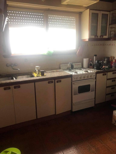Imagen 2 de 8 de Ph De 3 Ambientes Con Renta