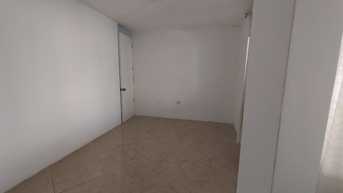 Habitación Con Baño Propio Cerca Al Aeropuerto (incluye Agua, Luz, Internet Y Ducha Con Terma) De S/. 380 Hasta S/. 480 Mensuales