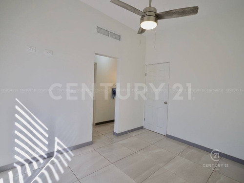 Imagen 4 de 10 de Casa En Renta En Real Saratoga