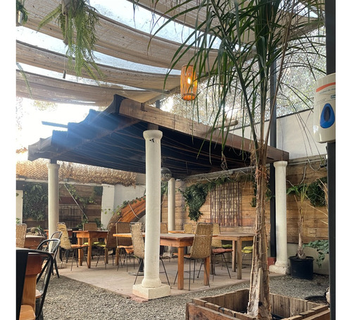 Local C/patente Restaurante . Frente A Boulevar Gastronómico