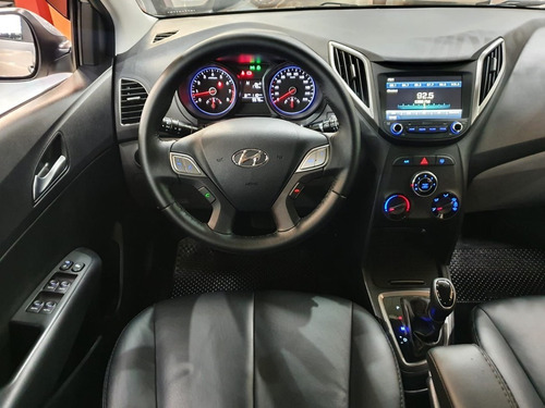 Imagem 10 de 14 de Hyundai Hb20s 1.6 Comfort Style 16v 2019