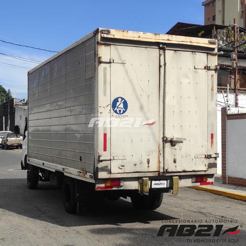 Imagen 6 de 10 de Toyota Dyna