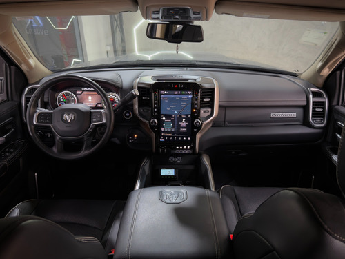 RAM 3500 6.7 I6 TURBO DIESEL LARAMIE CD 4X4 AUTOMÁTICO