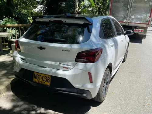 Chevrolet Onix 1.0T Rs Mt