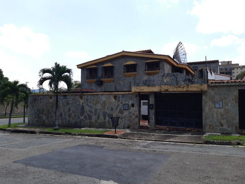 Se Vende Casa 700m2 La Viña