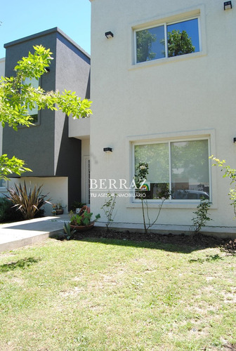Imagen 3 de 30 de Casa En Venta En Santa Guadalupe, Pilar Del Este, G.b.a. Zona Norte