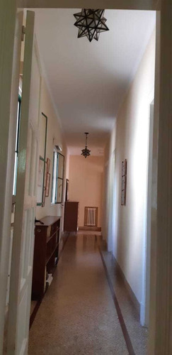 Casa De 4 Dormitorios En Venta En La Cumbre