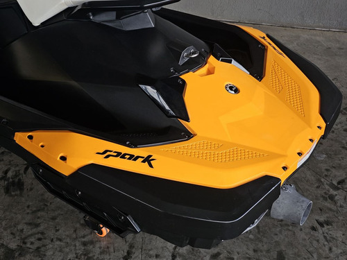 Jet Ski Sea Doo Spark 2up 60hp