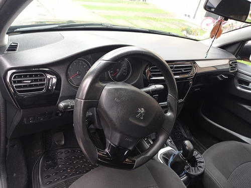 En Venta Carro Peugeot 301