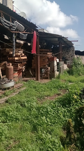 Terreno En Venta Con Una Pequeña Construccion 842m2, Col. Ampliación Emiliano Zapata, Iztapalapa.