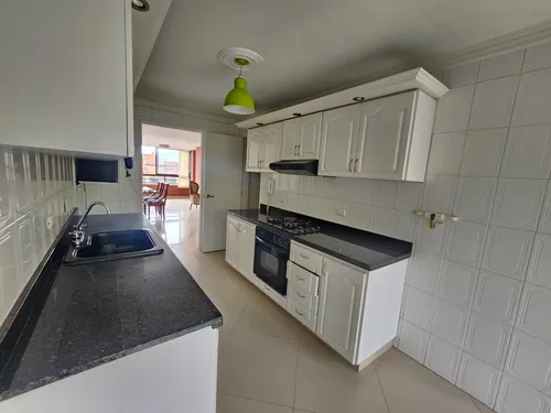 Apartamento En Venta En El Poblado. Cod V12034