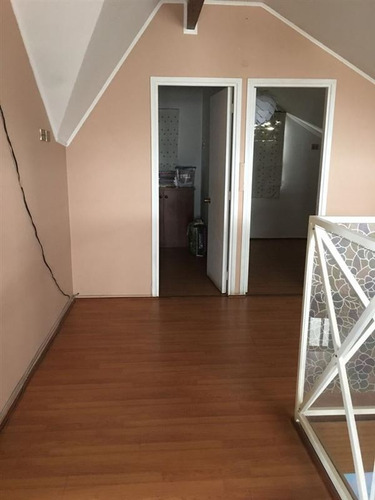 Casa Comercial Tres Piso , 3 Amplias Sala De Espera .