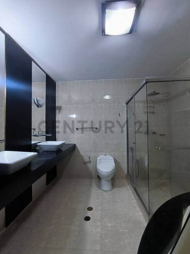 En Venta Tonwhouse En El Conjunto Residencial Esturion Lecheria