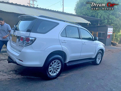 Toyota Hilux Sw4 Srv D4d 3.0 Branco 2014
