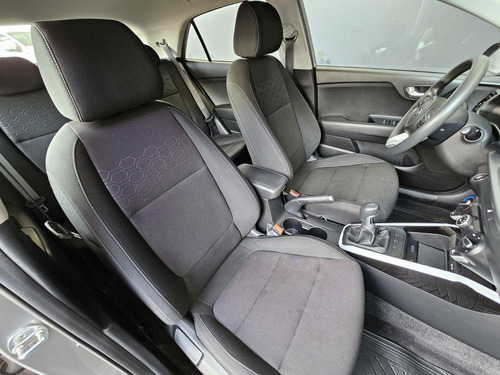 Kia Rio 5 LX 1.4 6MT CI