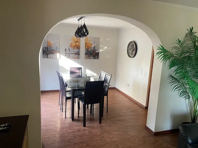 Imagen 4 de 16 de Casa 6d + 4b Gran Terreno | Sector Los Dominicos| Las Condes
