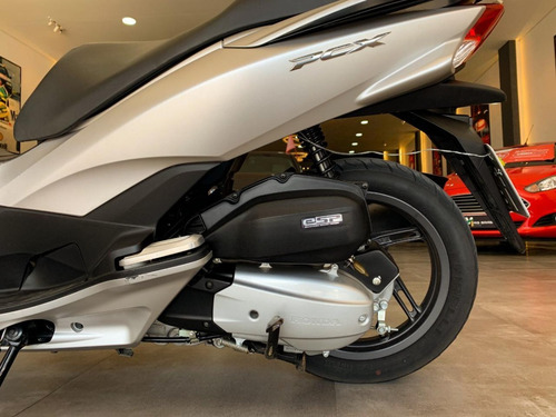 Imagem 7 de 7 de Honda Pcx 2017 Bem Conservada (rodrigo)