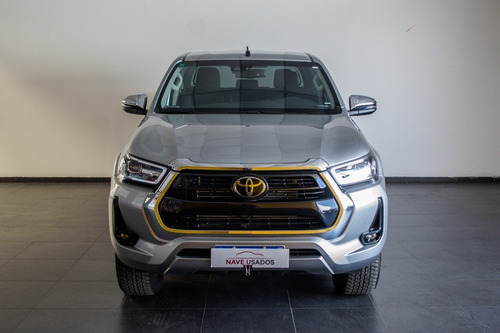 Imagen 14 de 25 de Toyota Hilux Srx Automática 4x2 2022 Okm Negra