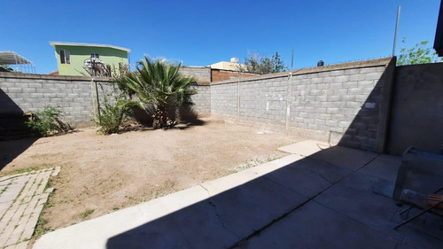 Casa Sola En Renta En Las Granjas, Chihuahua, Chihuahua