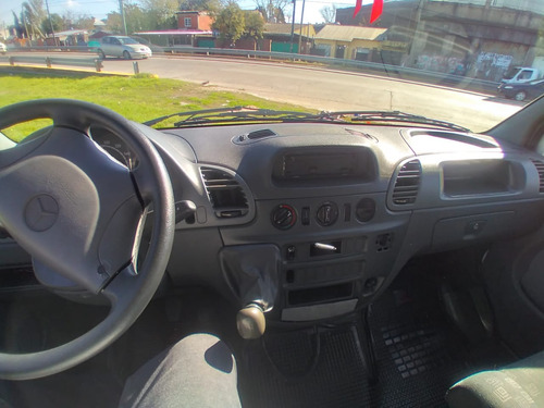 Mercedes-Benz Sprinter 2.5 311 Furgon 3550 V1