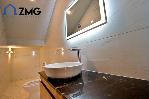 Imagen 14 de 28 de Casa De Lujo En Punto Sur Este #56, Con Roof Garden, Recorri