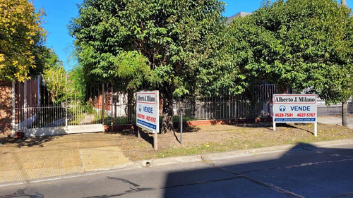 Imagen 2 de 21 de Chalet Sobre Lote De 10 X 43.30 - Castelar Norte