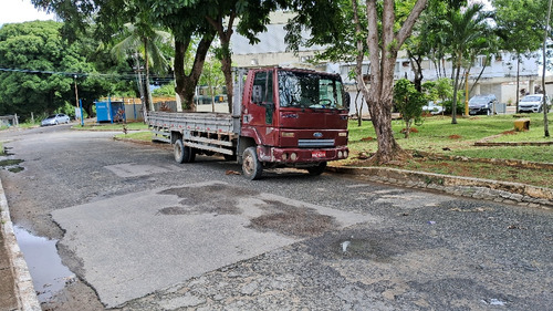 Caminhão Carroceria Todo Revisado Suspensão, Caixa De Direçã