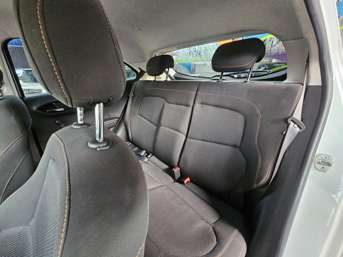 Chevrolet Onix 1.4 Lt 5p
