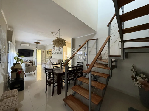 Venta Casa Con Piscina 3 Dormitorios Lomas De Solymar