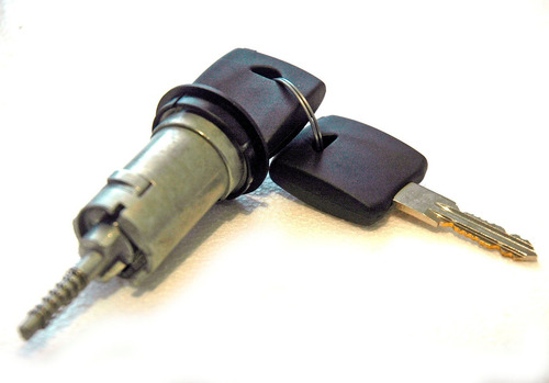 Imagen 4 de 4 de Suichera Corsa Chevy C2 Optra ,corsa Astra Xviii