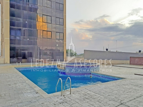 Imagen 2 de 6 de Apartamento En Obra Gris.