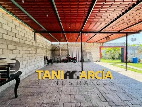 Vendo Bonita Propiedad De 600 M2 Bardeada Ideal Para Salón De Fiestas